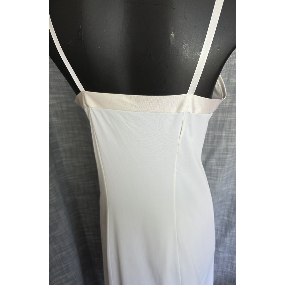 Vintage Vanity Fair Full Slip Antron III Nylon Size 34 Ivory White Fairy Prairie - Picture 12 of 14